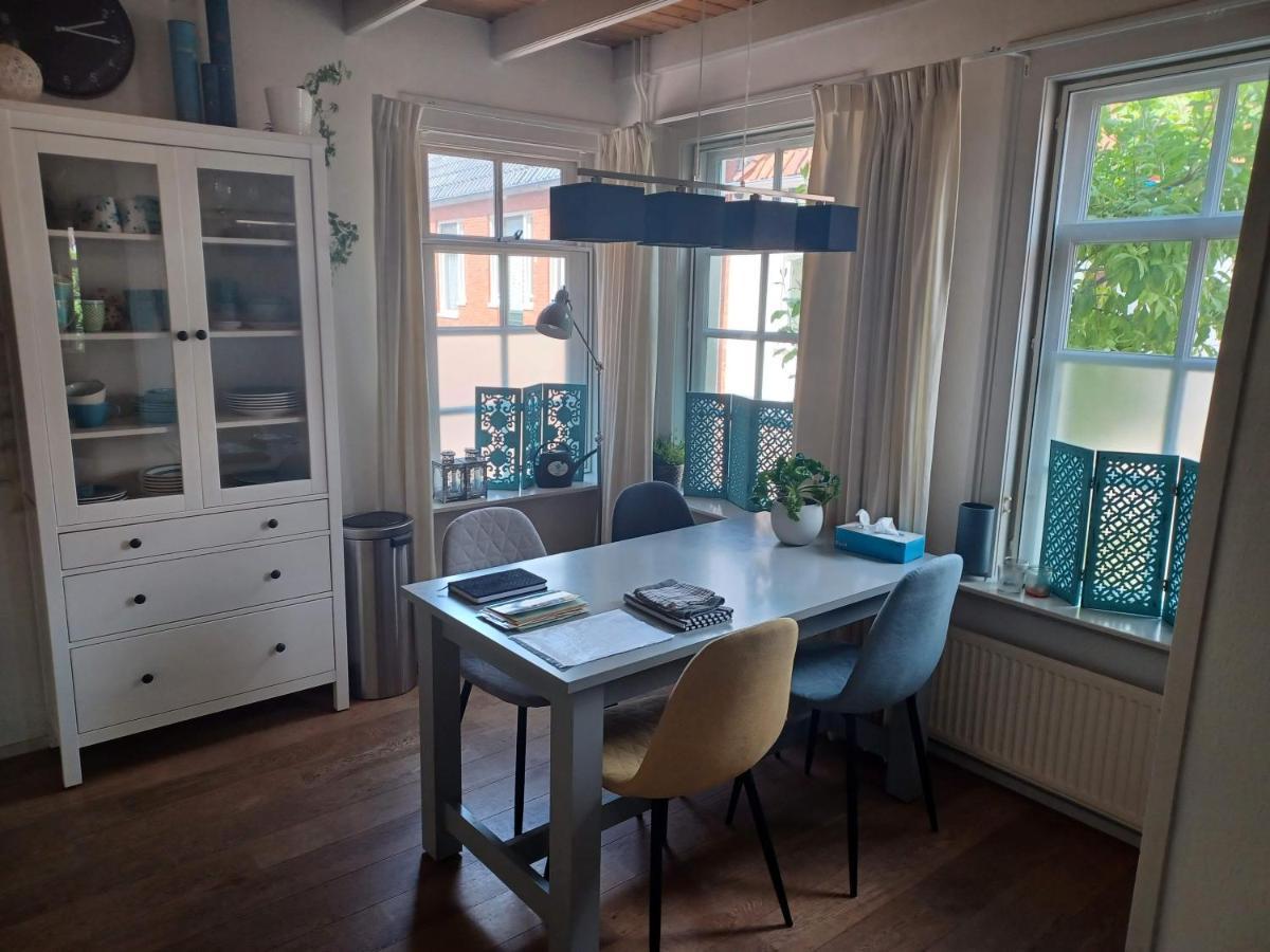Karakteristiek Huis In Centrum Winsum Met Nieuwe Badkamer Eksteriør bilde