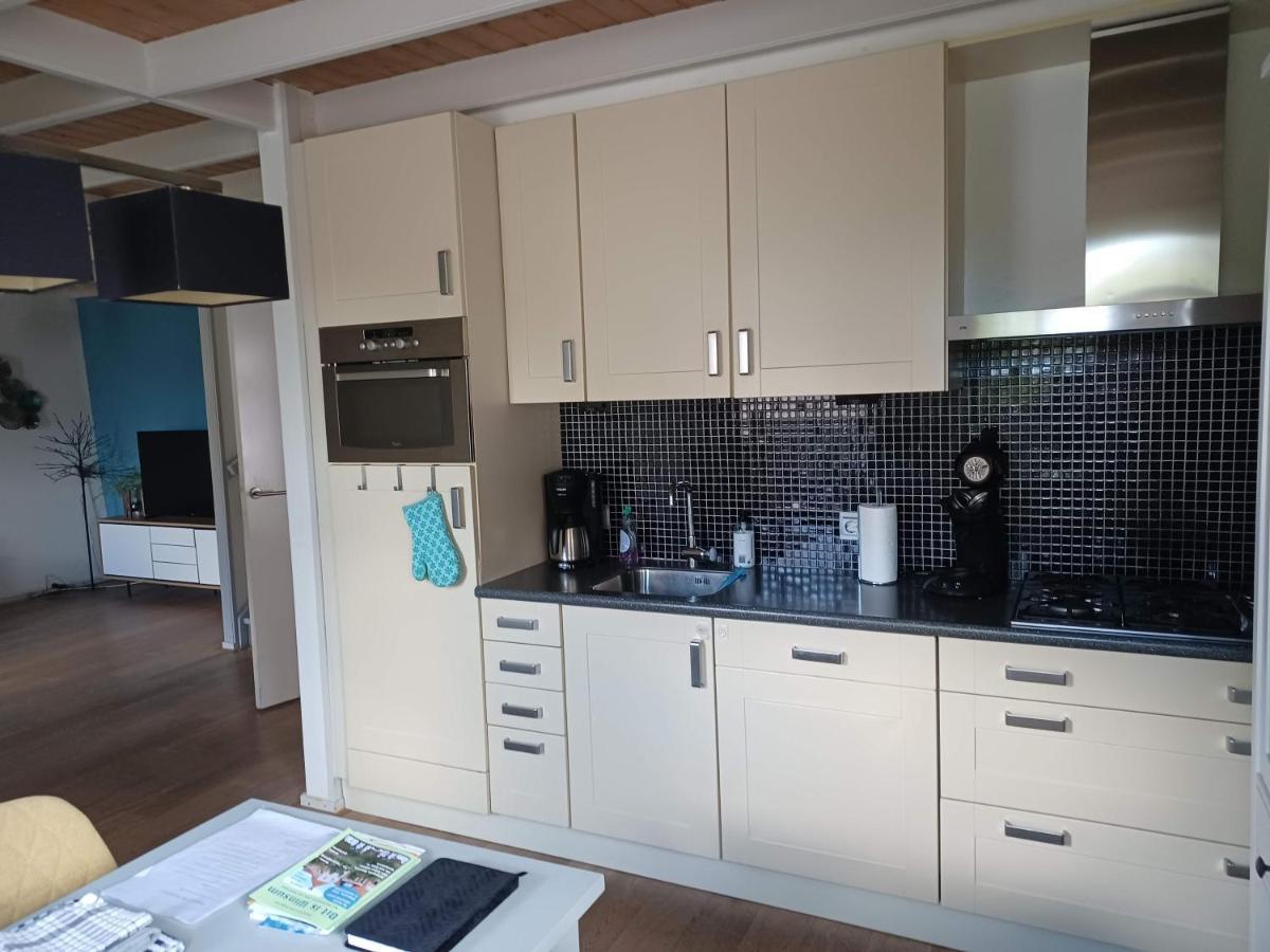 Karakteristiek Huis In Centrum Winsum Met Nieuwe Badkamer Eksteriør bilde