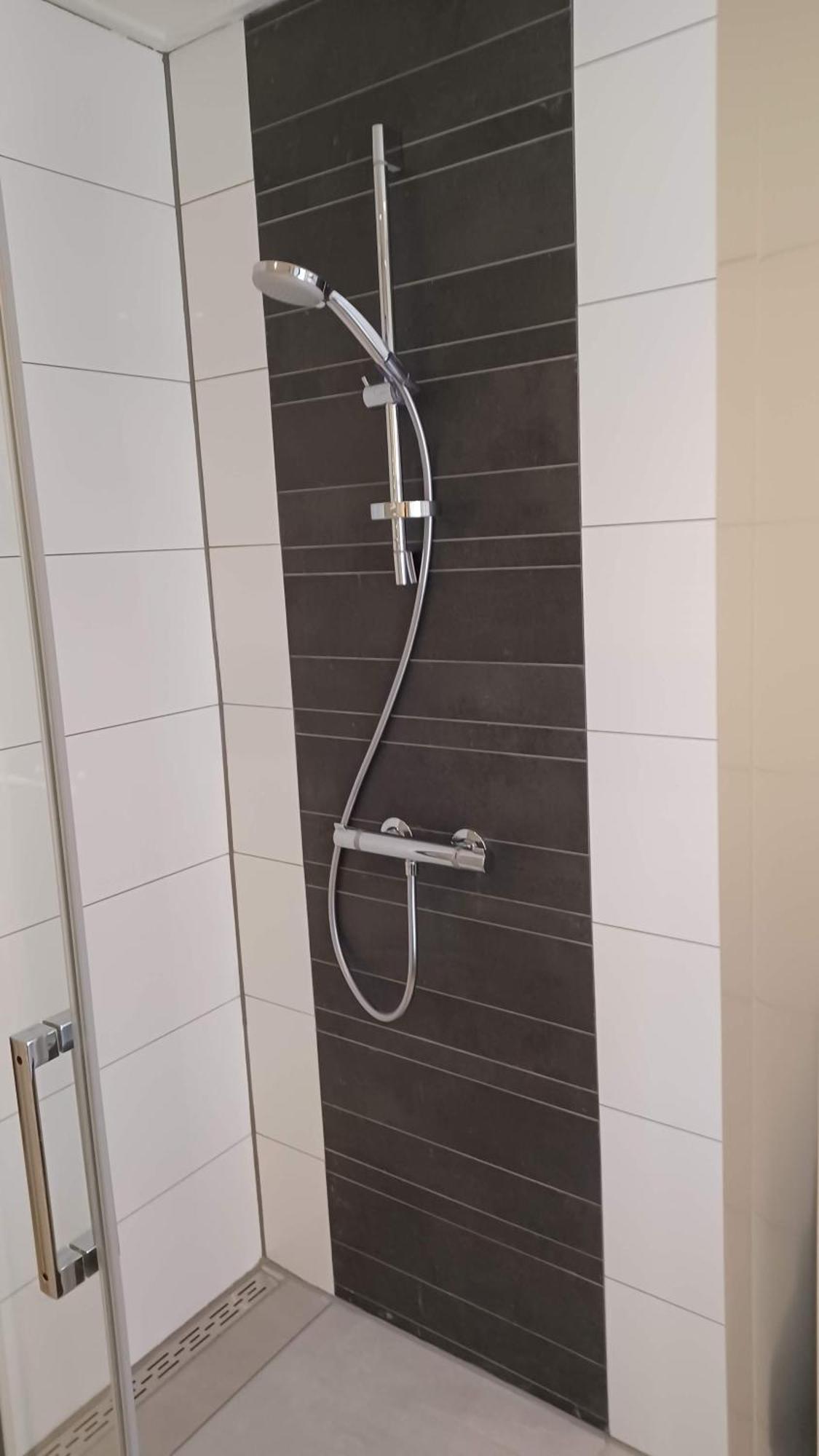 Karakteristiek Huis In Centrum Winsum Met Nieuwe Badkamer Eksteriør bilde